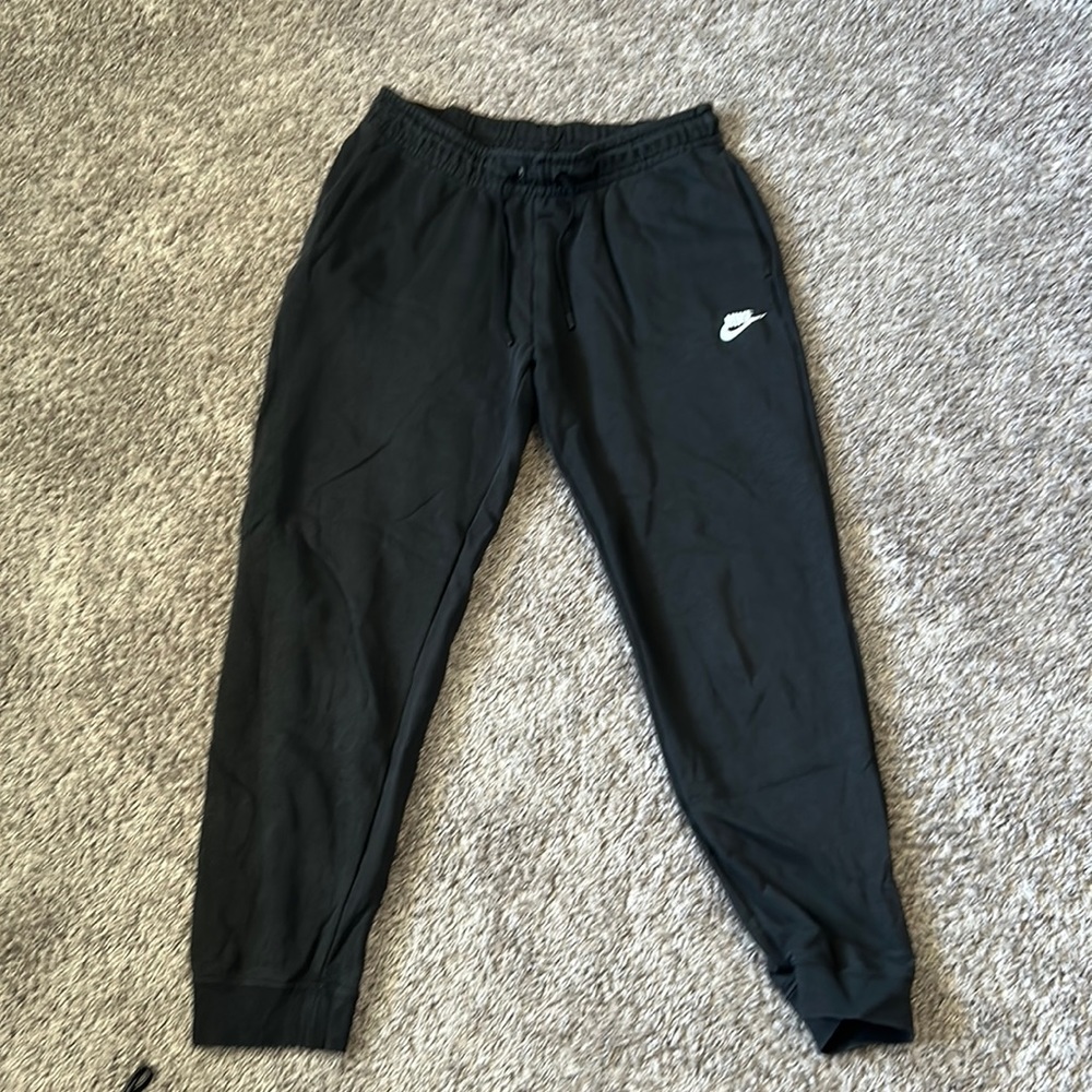 Nike women’s joggers